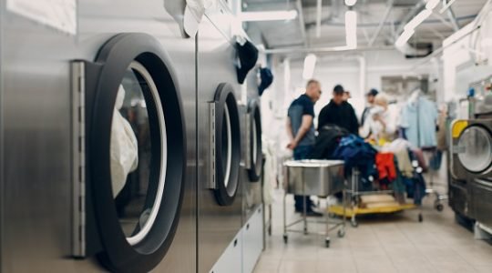 commercial laundry equipment for small businesses: what you need to know